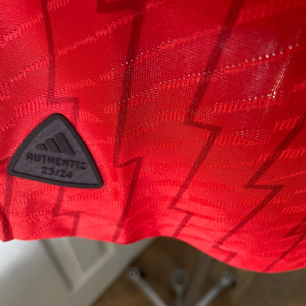 ❌SOLD❌ 🏴󠁧󠁢󠁥󠁮󠁧󠁿 Adidas [S] Arsenal 2023/24 Home Shirt - Picture 8 of 9